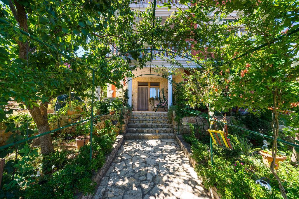 Duplex Apartment With Private Swimming Pool Preko Exterior photo